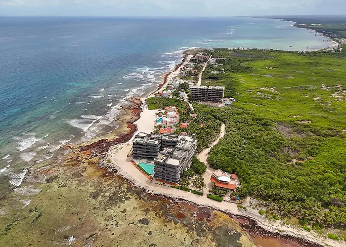 Oceanfront Luxury 3br In Tankah With Private